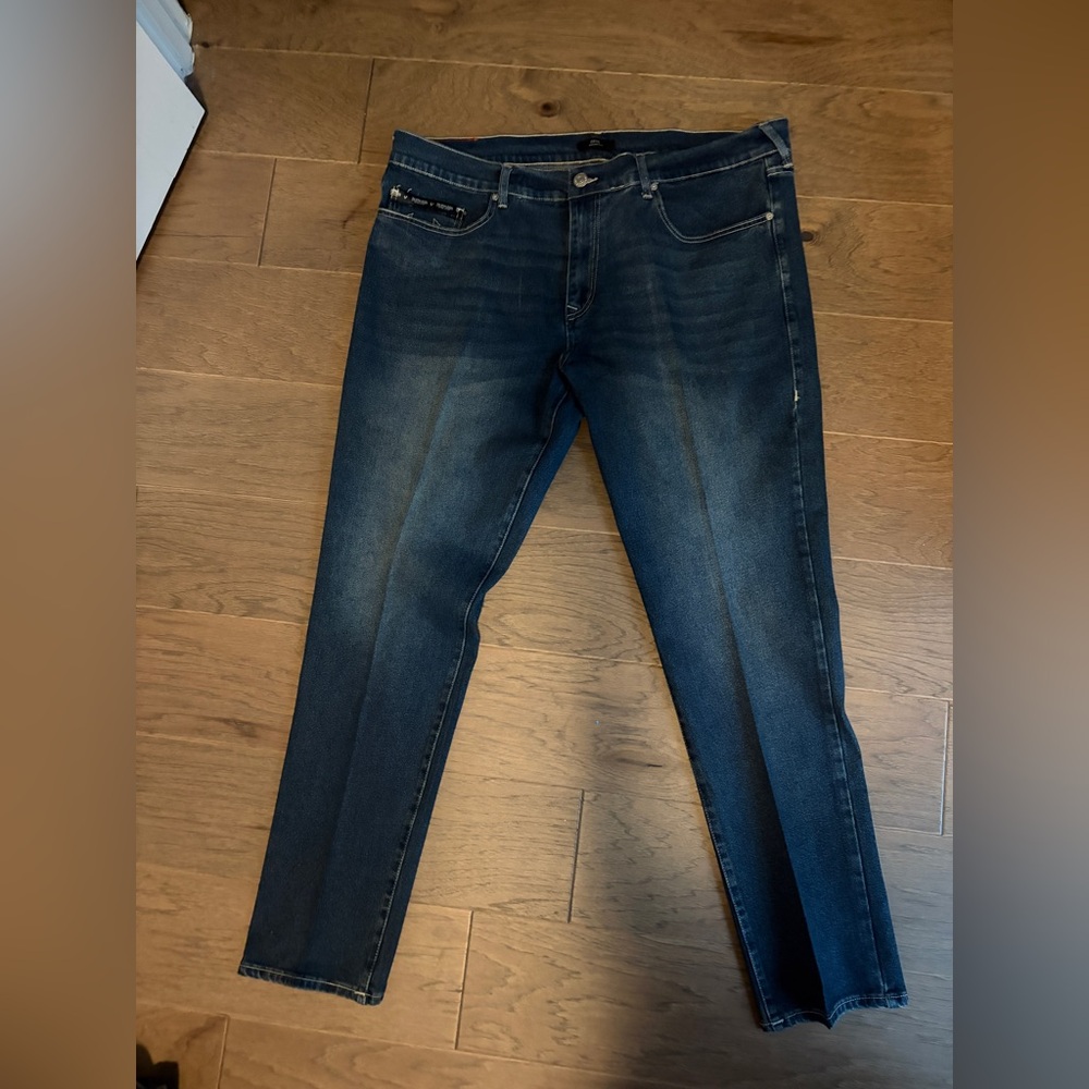 True Religion Geno Relaxed Slim Men’s Jeans in Blue Wash Size 42